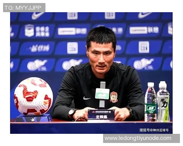 国足新帅人选再聚焦李金羽邵佳一韩鹏于根伟谁能带队重振雄风