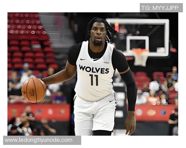 纳兹里德状态低迷全场仅得5分5篮板正负值惨淡15表现令人失望